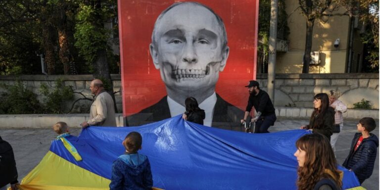Небезпечна ідея. Чому задобрювати Путіна безглуздо, а світ зобов’язаний допомогти Україні його здолати — редакційна стаття Economist